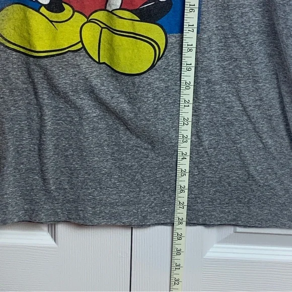 Official Disney Mickey Tee Shirt - Picture 2 of 5